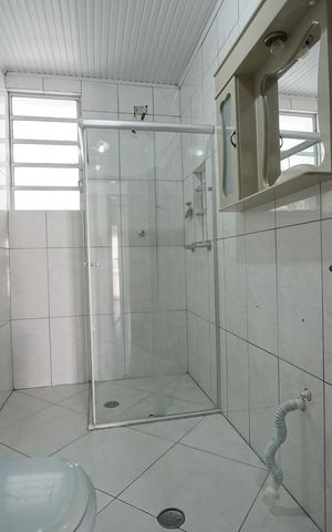 Casa à venda com 100m², 2 quartos e 1 vagaBanheiro
