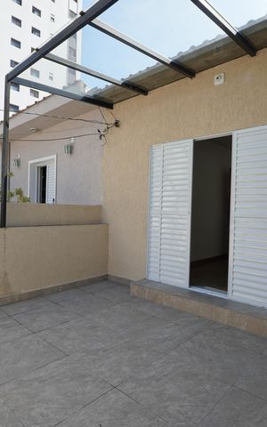Casa à venda com 100m², 2 quartos e 1 vagaVaranda