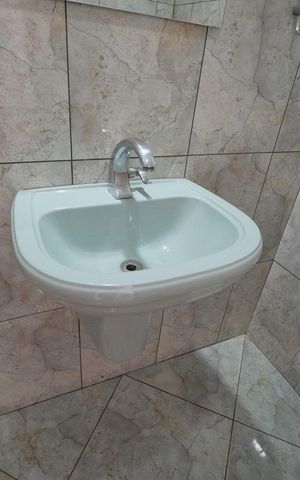 Casa à venda com 100m², 2 quartos e 1 vagaLavabo