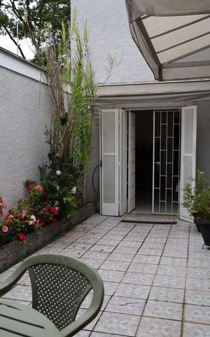 Casa à venda com 200m², 4 quartos e 3 vagasÁrea Comum