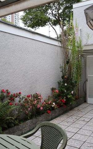 Casa à venda com 200m², 4 quartos e 3 vagasÁrea Comum