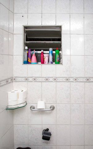 Casa à venda com 75m², 4 quartos e sem vagaBanheiro 2