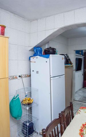 Casa à venda com 75m², 4 quartos e sem vagaCozinha