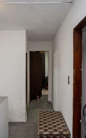 Casa à venda com 75m², 4 quartos e sem vagaCorredor