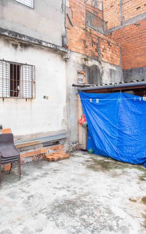 Casa à venda com 75m², 4 quartos e sem vagaSacada/Area de Serviço