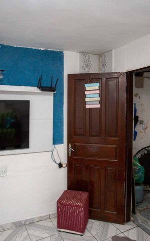 Casa à venda com 75m², 4 quartos e sem vagaSala