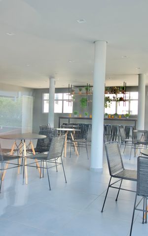Apartamento para alugar com 120m², 2 quartos e 2 vagas Apartamento para alugar com 120m², 2 quartos e 2 vagasÁrea Comum - Salão de Festas