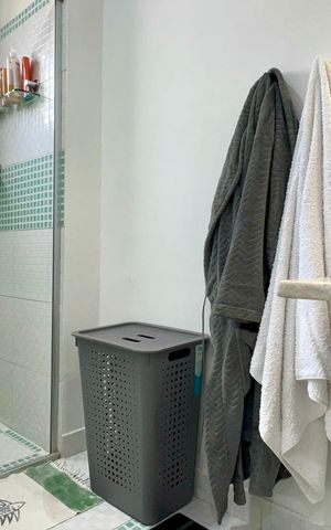Apartamento à venda com 72m², 2 quartos e 1 vaga Apartamento à venda com 72m², 2 quartos e 1 vagaBanheiro