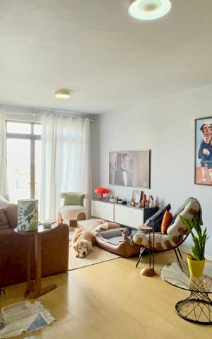 Apartamento à venda com 72m², 2 quartos e 1 vaga Apartamento à venda com 72m², 2 quartos e 1 vagaSala
