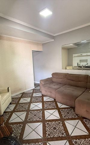 Casa à venda com 130m², 3 quartos e 4 vagas Casa à venda com 130m², 3 quartos e 4 vagasSala