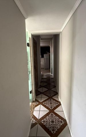 Casa à venda com 130m², 3 quartos e 4 vagas Casa à venda com 130m², 3 quartos e 4 vagasCorredor