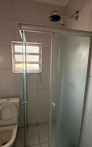 Casa à venda com 130m², 3 quartos e 4 vagas Casa à venda com 130m², 3 quartos e 4 vagasBanheiro