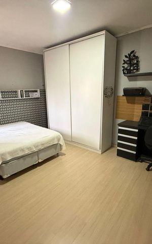 Casa à venda com 130m², 3 quartos e 4 vagas Casa à venda com 130m², 3 quartos e 4 vagasQuarto