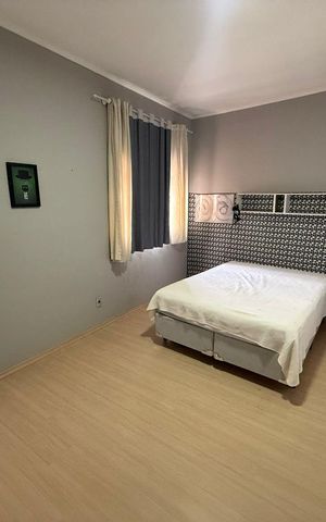 Casa à venda com 130m², 3 quartos e 4 vagas Casa à venda com 130m², 3 quartos e 4 vagasQuarto