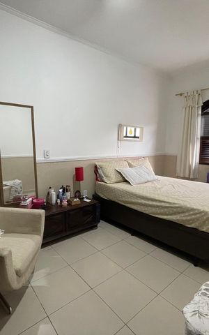 Casa à venda com 187m², 3 quartos e 2 vagas Casa à venda com 187m², 3 quartos e 2 vagasQuarto 1