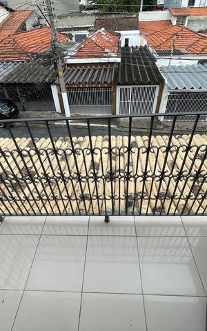 Casa à venda com 187m², 3 quartos e 2 vagas Casa à venda com 187m², 3 quartos e 2 vagasVaranda do Quarto 2