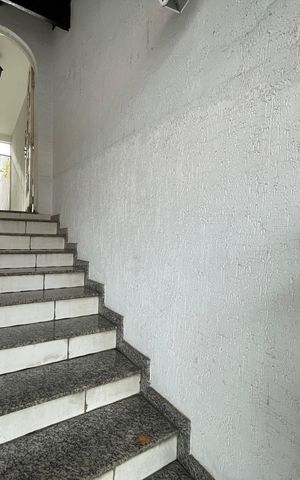 Casa à venda com 187m², 3 quartos e 2 vagas Casa à venda com 187m², 3 quartos e 2 vagasEntrada