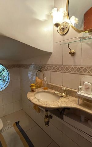 Casa à venda com 187m², 3 quartos e 2 vagas Casa à venda com 187m², 3 quartos e 2 vagasBanheiro 3