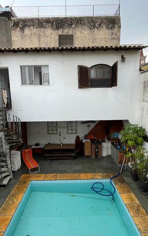 Casa à venda com 187m², 3 quartos e 2 vagas Casa à venda com 187m², 3 quartos e 2 vagasQuarto 3