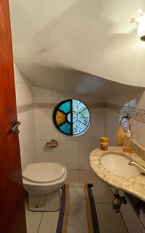 Casa à venda com 187m², 3 quartos e 2 vagas Casa à venda com 187m², 3 quartos e 2 vagasBanheiro 3