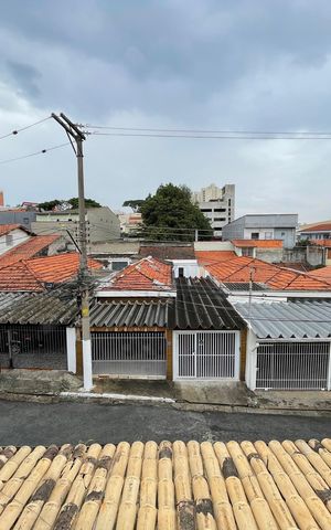 Casa à venda com 187m², 3 quartos e 2 vagas Casa à venda com 187m², 3 quartos e 2 vagasVaranda do Quarto 2