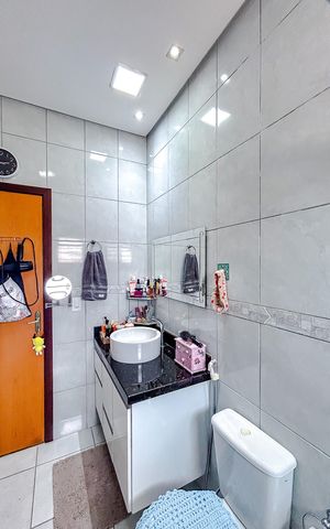 Casa à venda com 130m², 3 quartos e 2 vagasBanheiro
