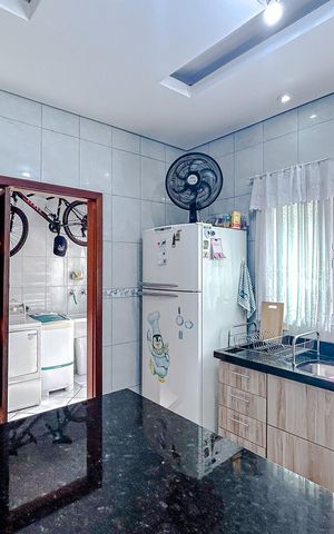 Casa à venda com 130m², 3 quartos e 2 vagasCozinha