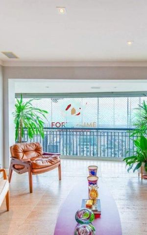 Apartamento à venda com 178m², 3 quartos e 3 vagas