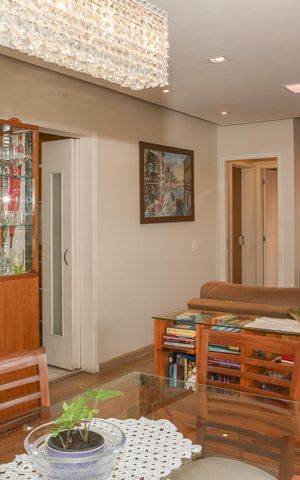 Apartamento à venda com 101m², 2 quartos e 2 vagas Apartamento à venda com 101m², 2 quartos e 2 vagasSala