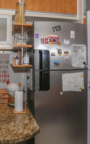 Apartamento à venda com 101m², 2 quartos e 2 vagas Apartamento à venda com 101m², 2 quartos e 2 vagasCozinha