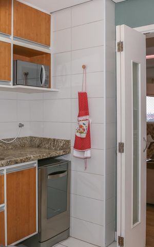 Apartamento à venda com 101m², 2 quartos e 2 vagas Apartamento à venda com 101m², 2 quartos e 2 vagasCozinha