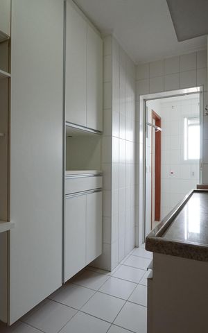 Apartamento à venda com 76m², 3 quartos e 2 vagasCozinha
