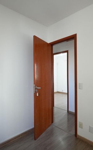 Apartamento à venda com 76m², 3 quartos e 2 vagasQuarto 2