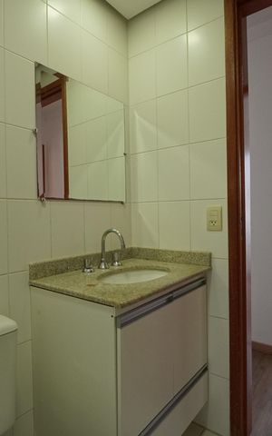 Apartamento à venda com 76m², 3 quartos e 2 vagasBanheiro