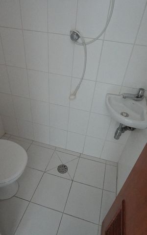 Apartamento à venda com 76m², 3 quartos e 2 vagasBanheiro de serviço