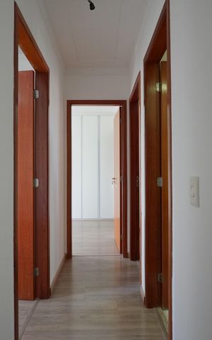 Apartamento à venda com 76m², 3 quartos e 2 vagasCorredor