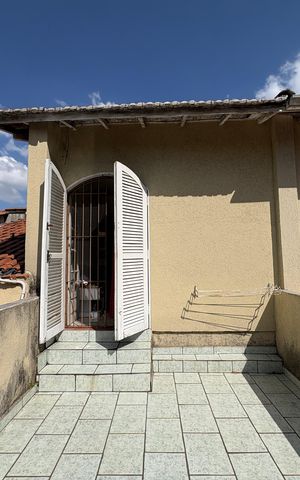 Casa à venda com 110m², 2 quartos e 1 vaga Casa à venda com 110m², 2 quartos e 1 vagaVaranda do Quarto 2