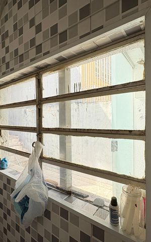 Casa à venda com 110m², 2 quartos e 1 vaga Casa à venda com 110m², 2 quartos e 1 vagaBanheiro de serviço