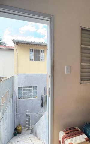Casa à venda com 110m², 2 quartos e 1 vaga Casa à venda com 110m², 2 quartos e 1 vagaQuarto de Serviço
