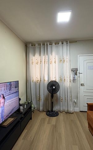 Casa à venda com 110m², 2 quartos e 1 vaga Casa à venda com 110m², 2 quartos e 1 vagaSala