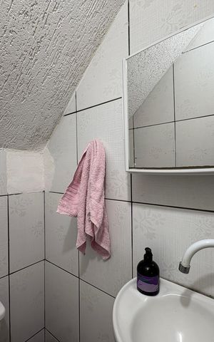 Casa à venda com 110m², 2 quartos e 1 vaga Casa à venda com 110m², 2 quartos e 1 vagaLavabo