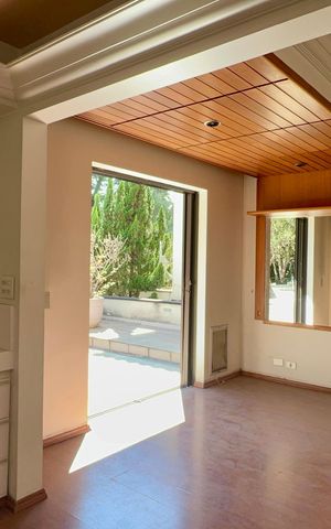 Casa para alugar com 420m², 4 quartos e 3 vagas Casa para alugar com 420m², 4 quartos e 3 vagasSuíte 3