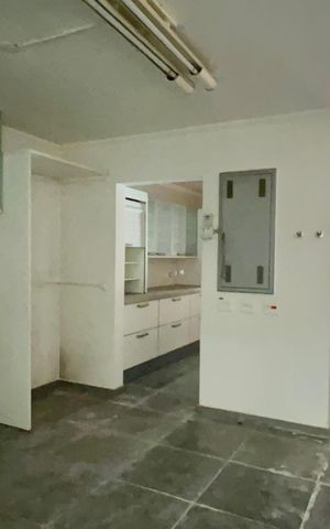 Casa para alugar com 420m², 4 quartos e 3 vagas Casa para alugar com 420m², 4 quartos e 3 vagasCozinha