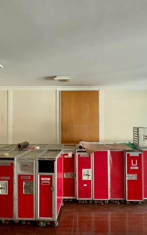 Casa para alugar com 420m², 4 quartos e 3 vagas Casa para alugar com 420m², 4 quartos e 3 vagasSala
