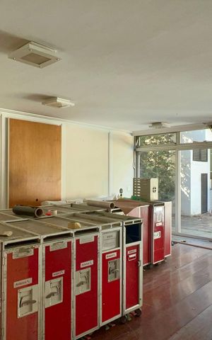 Casa para alugar com 420m², 4 quartos e 3 vagas Casa para alugar com 420m², 4 quartos e 3 vagasSala