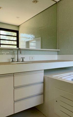Casa para alugar com 420m², 4 quartos e 3 vagas Casa para alugar com 420m², 4 quartos e 3 vagasBanheiro da Suíte 3