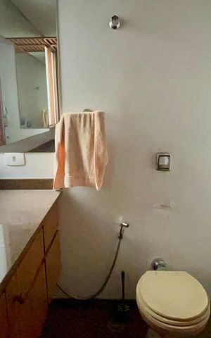 Casa para alugar com 420m², 4 quartos e 3 vagas Casa para alugar com 420m², 4 quartos e 3 vagasLavabo
