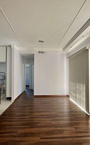 Apartamento à venda com 64m², 2 quartos e 1 vaga Apartamento à venda com 64m², 2 quartos e 1 vagaSala