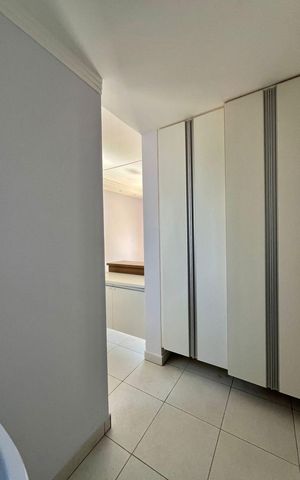 Apartamento à venda com 64m², 2 quartos e 1 vaga Apartamento à venda com 64m², 2 quartos e 1 vagaÁrea de Serviço