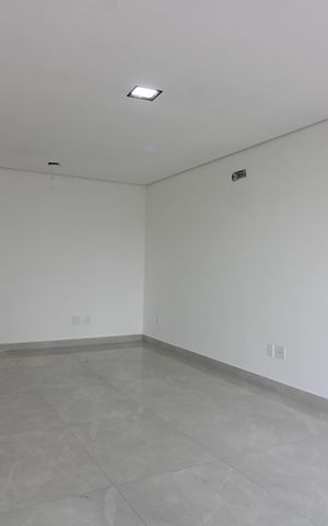 Casa à venda com 170m², 3 quartos e 3 vagassala 
